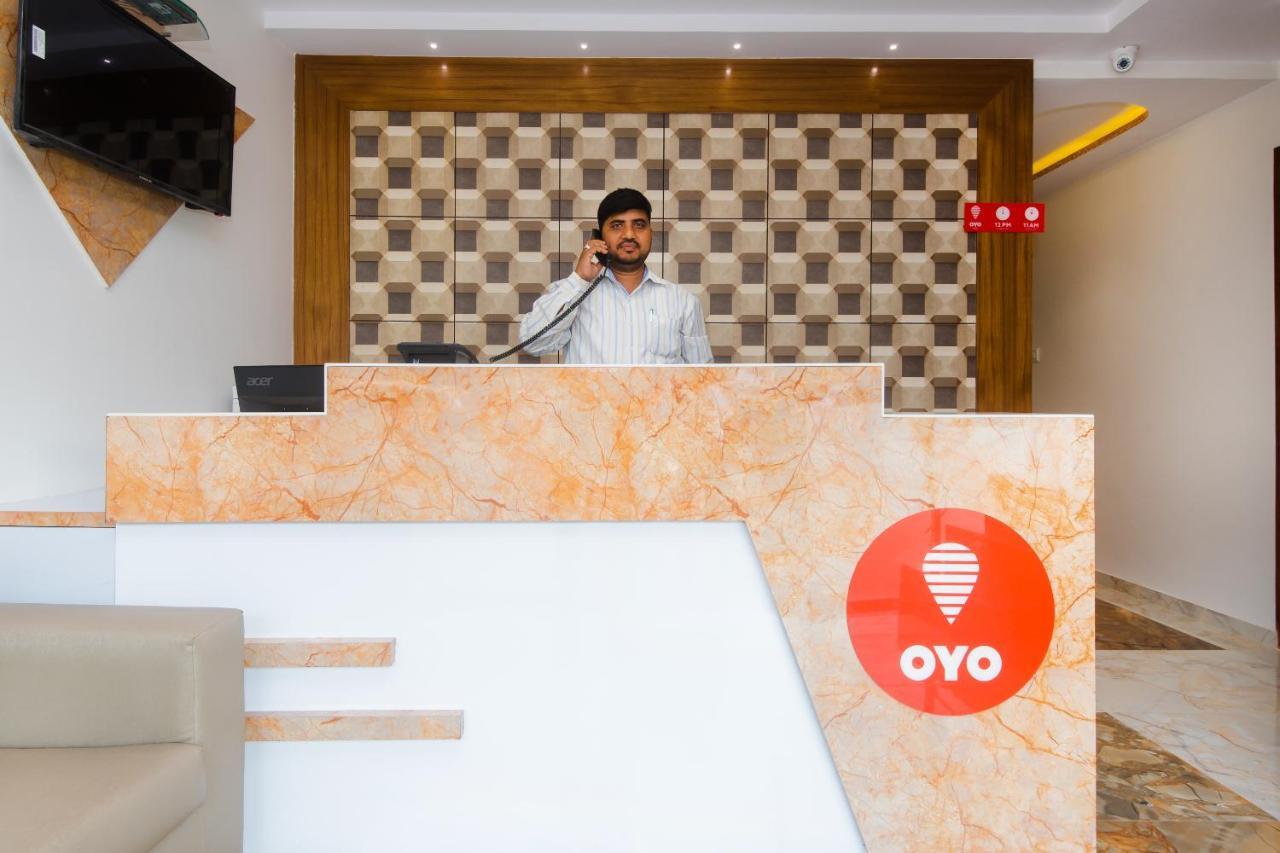 Oyo 14056 Golden Arch Ξενοδοχείο Βομβάη Εξωτερικό φωτογραφία